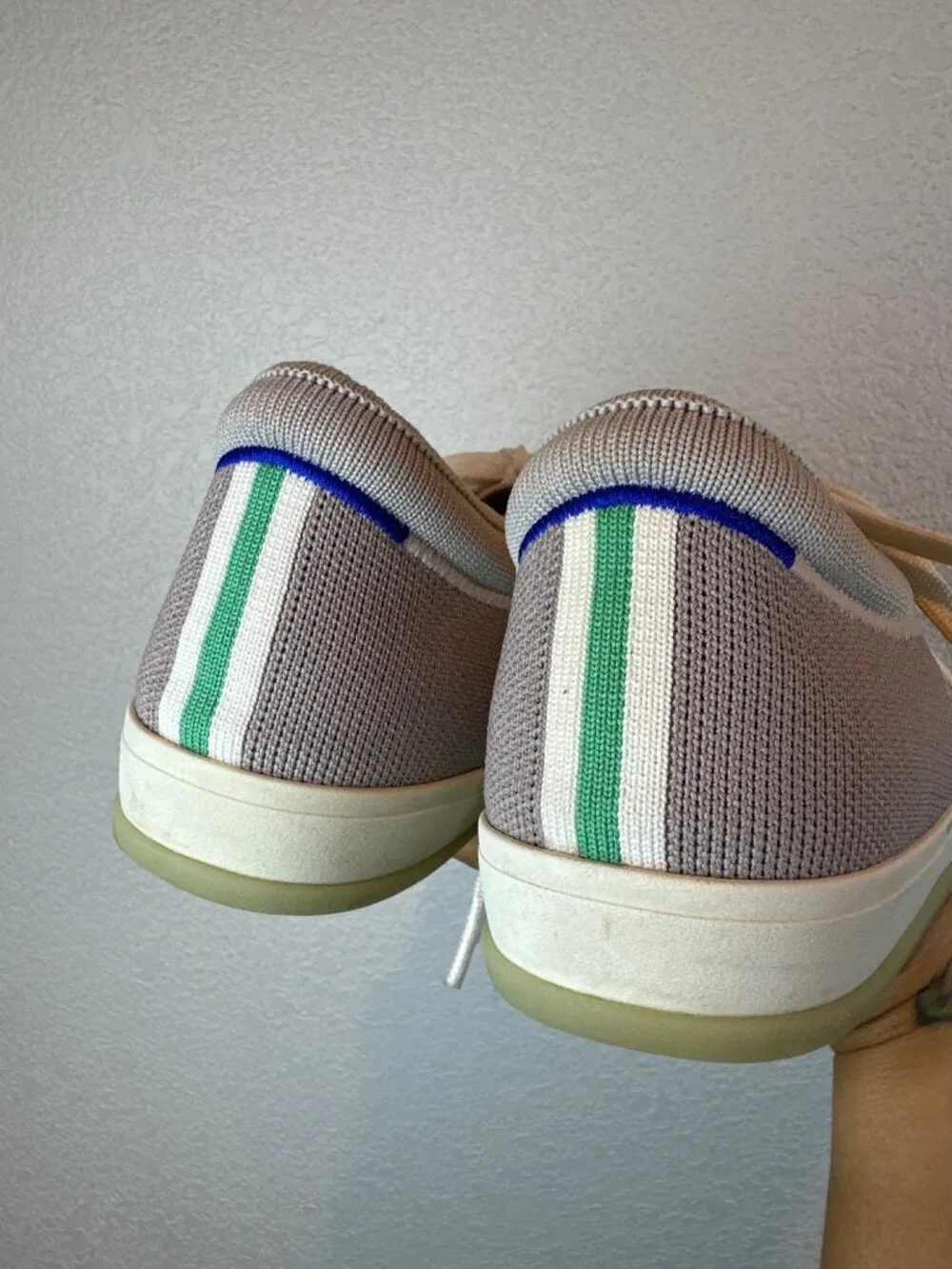 Rothy's The Lace Up Knit Sneakers Taupe Beige Size 8 Washable Comfort Shoes